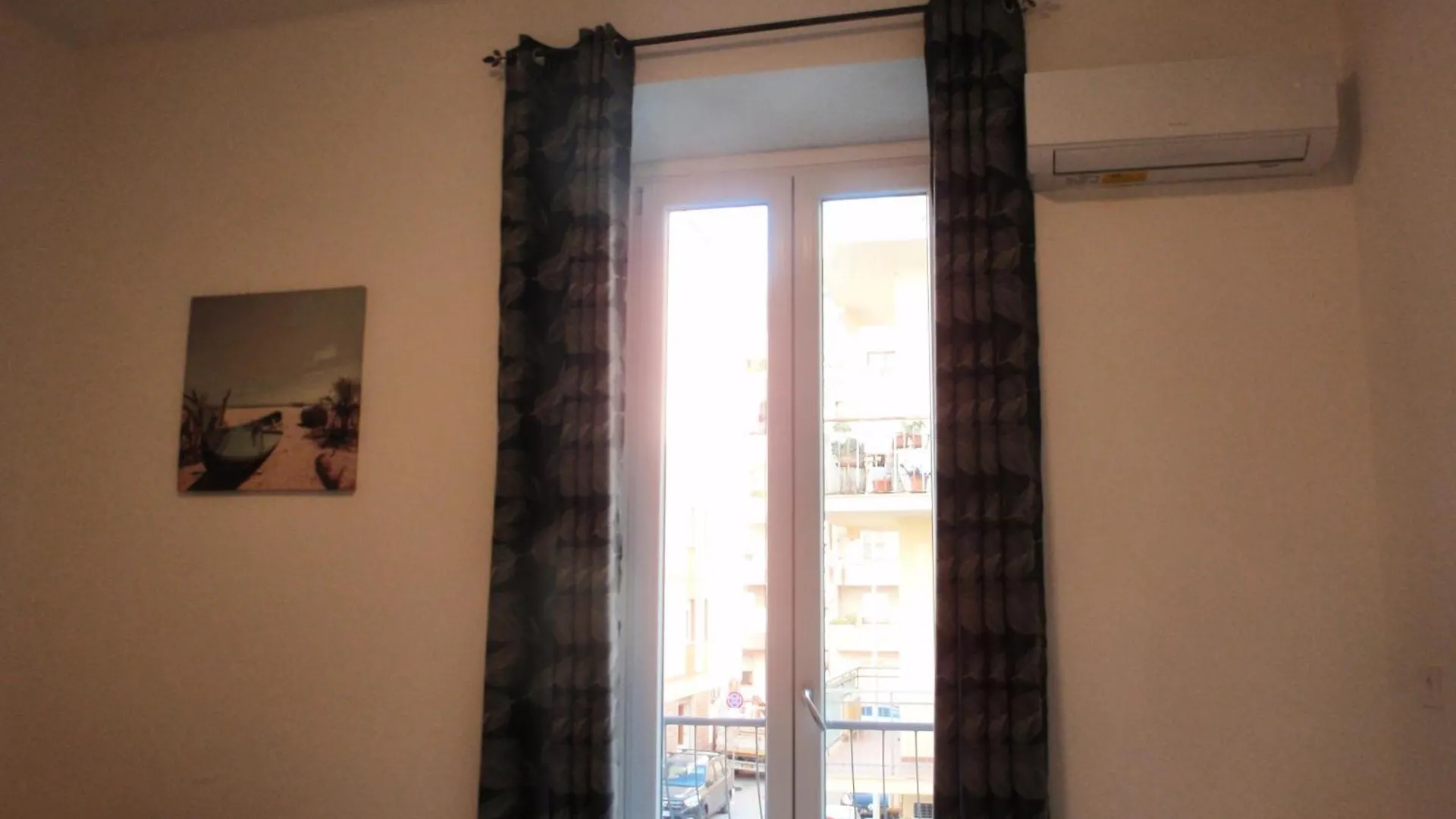 Seunis Rooms Alghero Konukevi