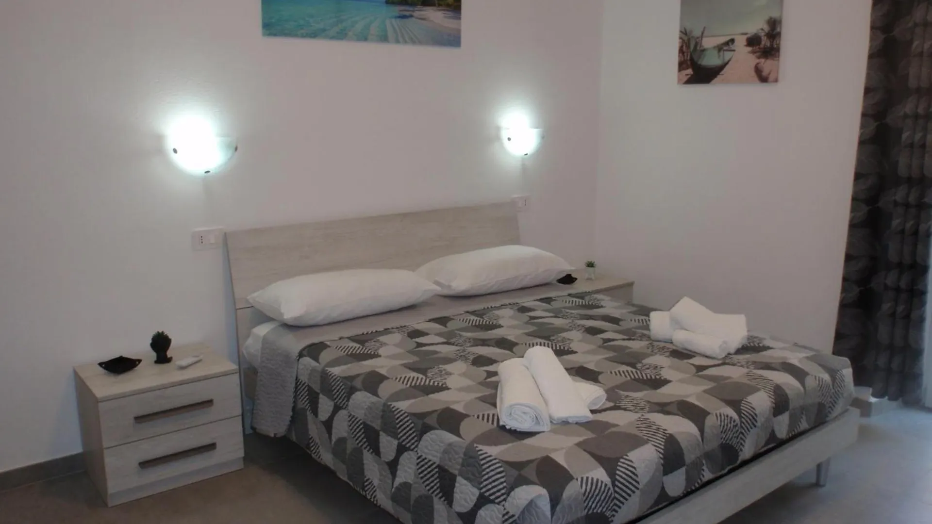 Seunis Rooms Альгеро Италия